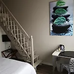 Cit'hotel Logis Le Chene