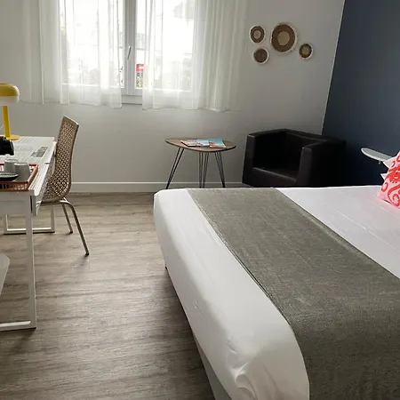 Hotel Cit'Hotel Logis Le Chene Vert 3*