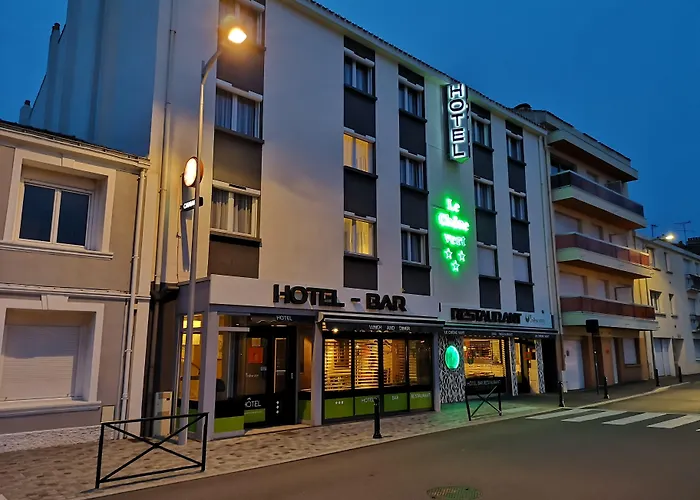 Hotel Cit'Hotel Logis Le Chene Vert 3*