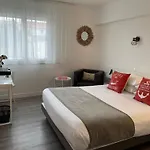 Cit'hotel Logis Le Chene Ξενοδοχείο