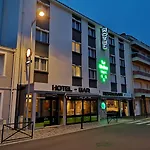 Ξενοδοχείο Cit'hotel Logis Le Chene 3*