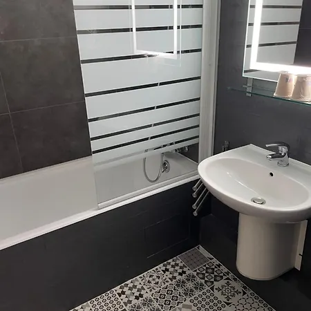 Cit'hotel Le Chene Hotel