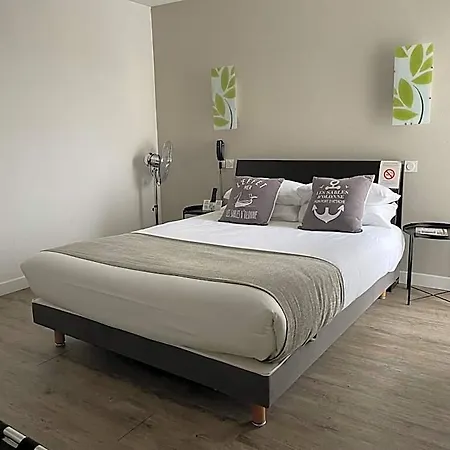 Cit'hotel Logis Le Chene 호텔 Les Sables-dʼOlonne