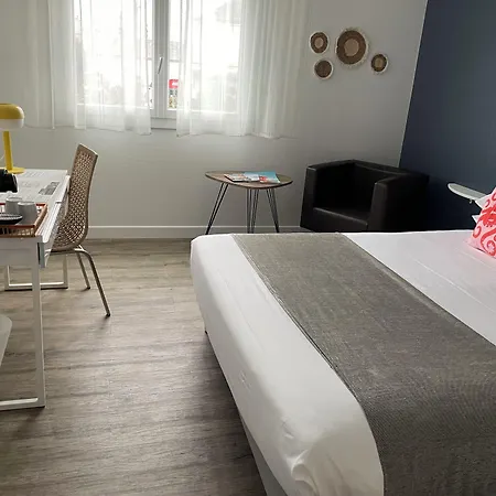 Cit'hotel Logis Le Chene