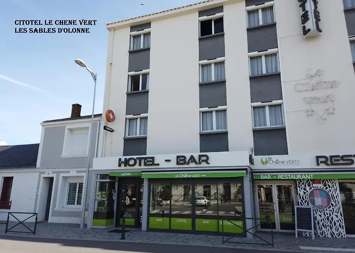 Cit'hotel Le Chene Hotel