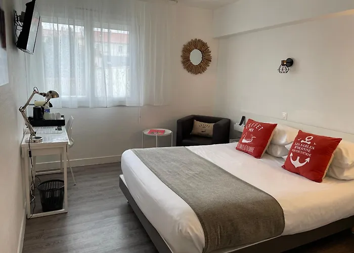 Cit'Hotel Logis Le Chene Vert Hotel