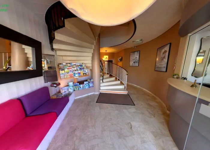 Cit'Hotel Logis Le Chene Vert Les Sables-dʼOlonne