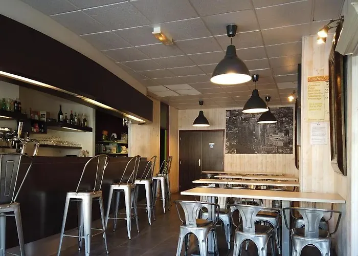 Hotel Cit'Hotel Logis Le Chene Vert